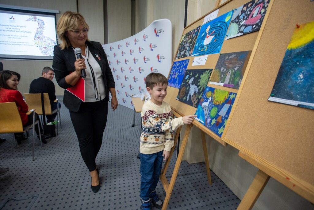 Wręczenie nagród w konkursach gęsinowych. Fot. Mikołaj Kuras dla UMWKP