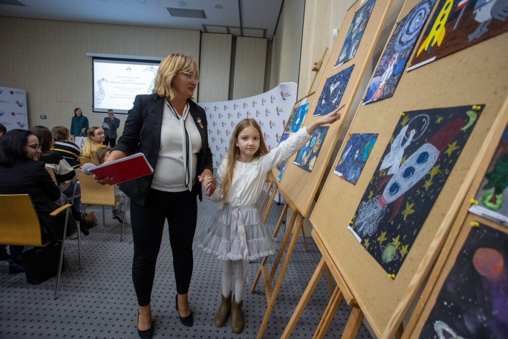 Wręczenie nagród w konkursach gęsinowych. Fot. Mikołaj Kuras dla UMWKP