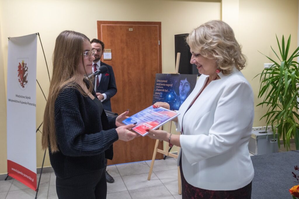 „Kopernik był poetą”, ceremonia wręczenia nagród, fot. Mikołaj Kuras dla UMWKP