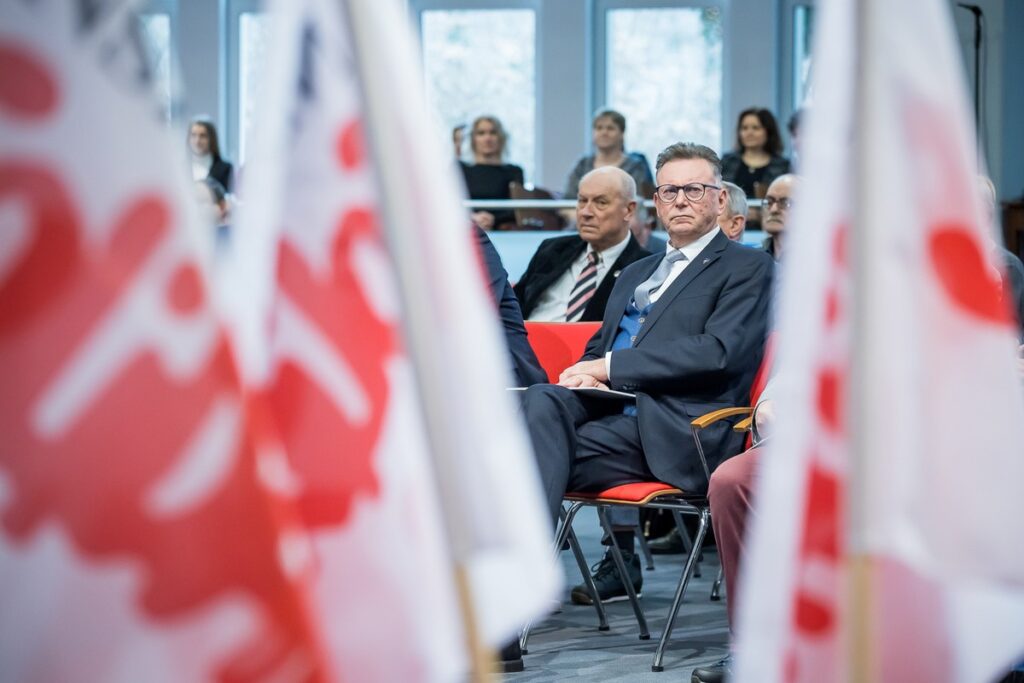 Obchody 42. rocznicy wprowadzenia stanu wojennego w Bydgoszczy, fot. Tomasz Czachorowski/eventphoto.com.pl dla UMWKP