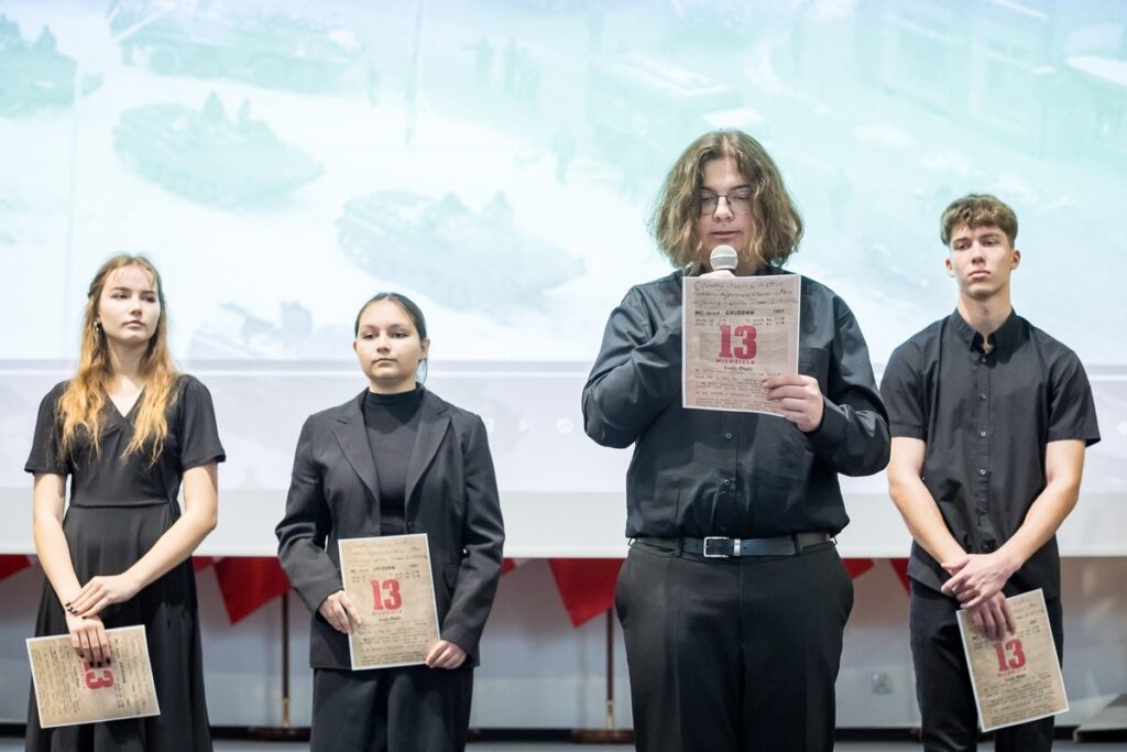 Obchody 42. rocznicy wprowadzenia stanu wojennego w Bydgoszczy, fot. Tomasz Czachorowski/eventphoto.com.pl dla UMWKP