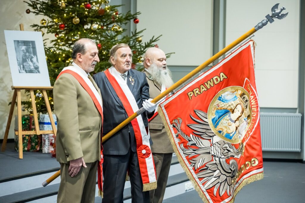 Obchody 42. rocznicy wprowadzenia stanu wojennego w Bydgoszczy, fot. Tomasz Czachorowski/eventphoto.com.pl dla UMWKP