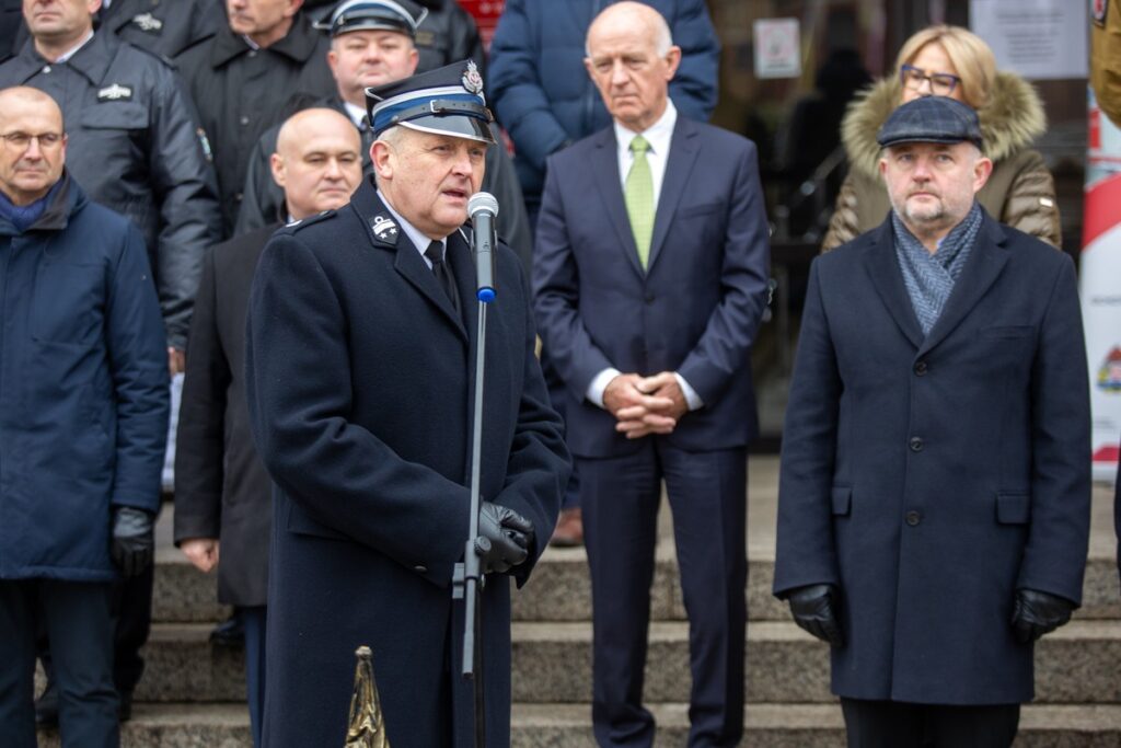 Przekazanie wozów strażackich i motopomp jednostkom OSP, fot. Mikołaj Kuras dla UMWKP