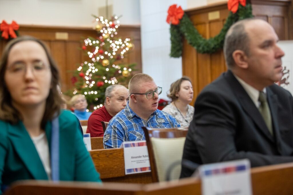 XIII Sesja Osób z Niepełnosprawnościami, fot. Mikołaj Kuras dla UMWKP