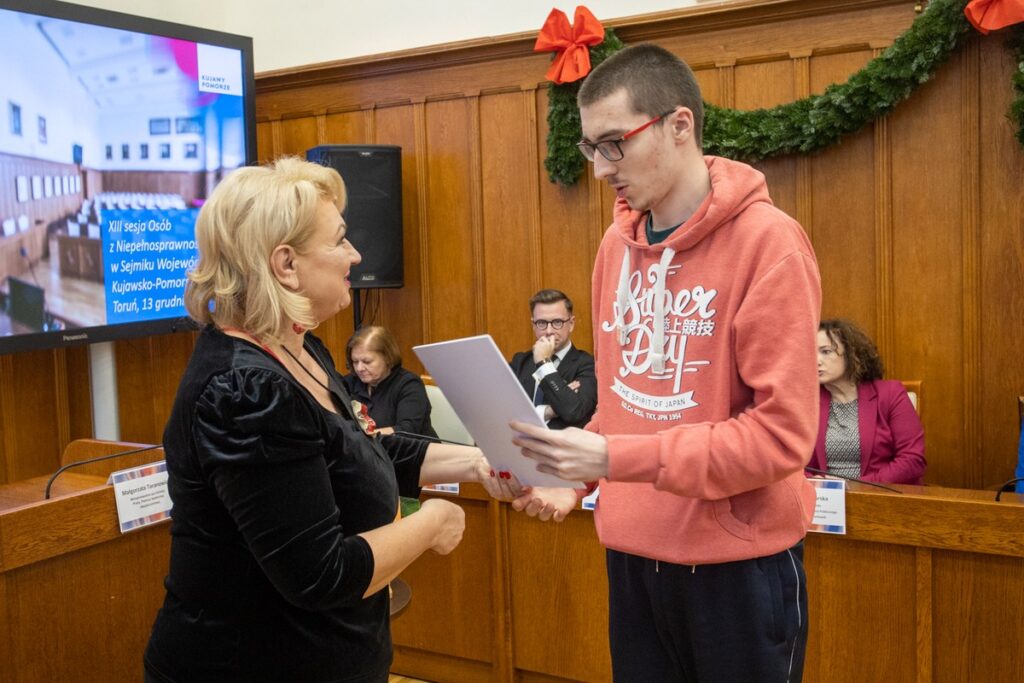 XIII Sesja Osób z Niepełnosprawnościami, fot. Mikołaj Kuras dla UMWKP