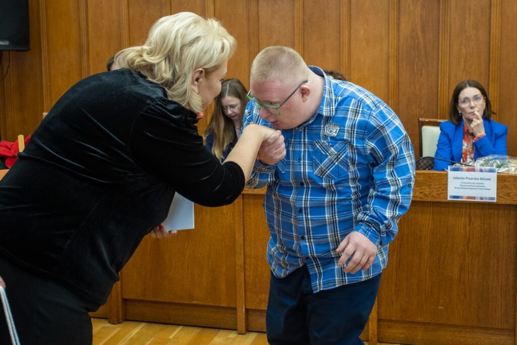 XIII Sesja Osób z Niepełnosprawnościami, fot. Mikołaj Kuras dla UMWKP