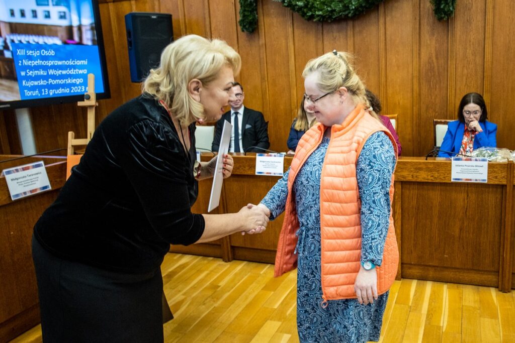 XIII Sesja Osób z Niepełnosprawnościami, fot. Mikołaj Kuras dla UMWKP