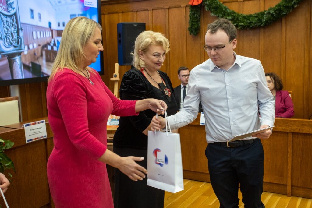 XIII Sesja Osób z Niepełnosprawnościami, fot. Mikołaj Kuras dla UMWKP