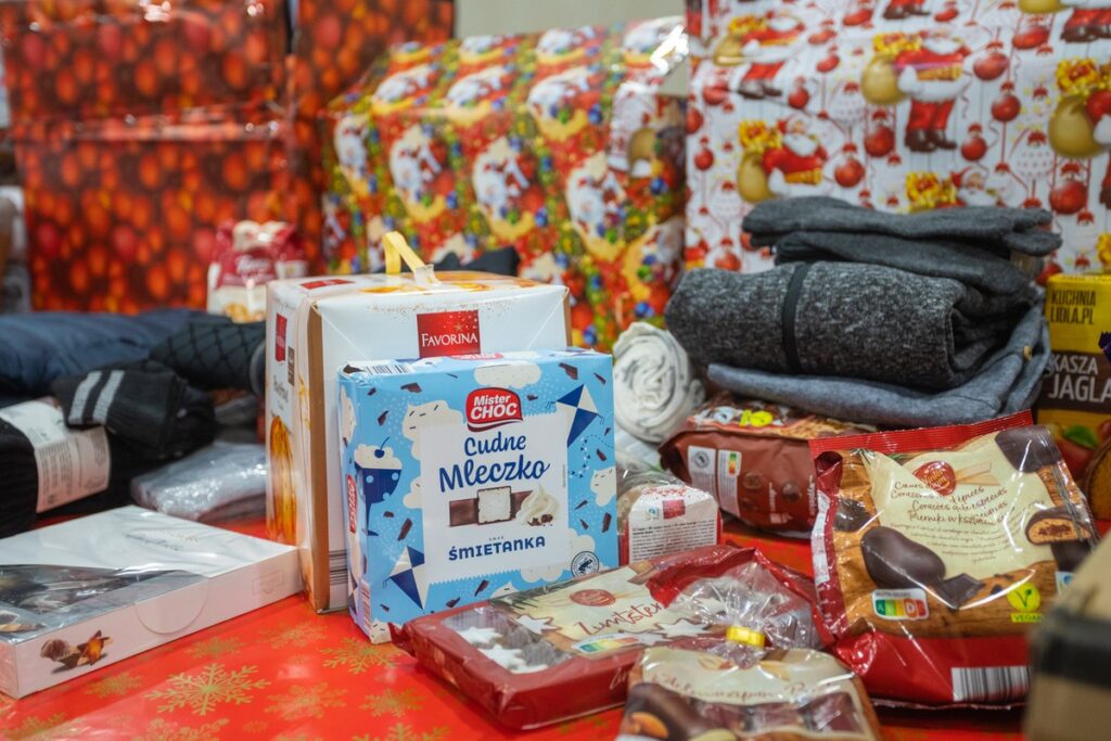 W przygotowaniu „Szlachetnej Paczki” wziął udział marszałek Piotr Całbecki fot. Mikołaj Kuras dla UMWKP