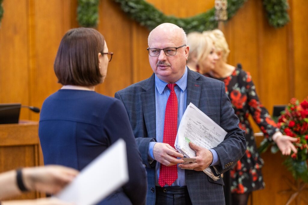 Sesja budżetowa sejmiku województwa, fot. Szymon Zdziebło/tarantoga.pl dla UMWKP