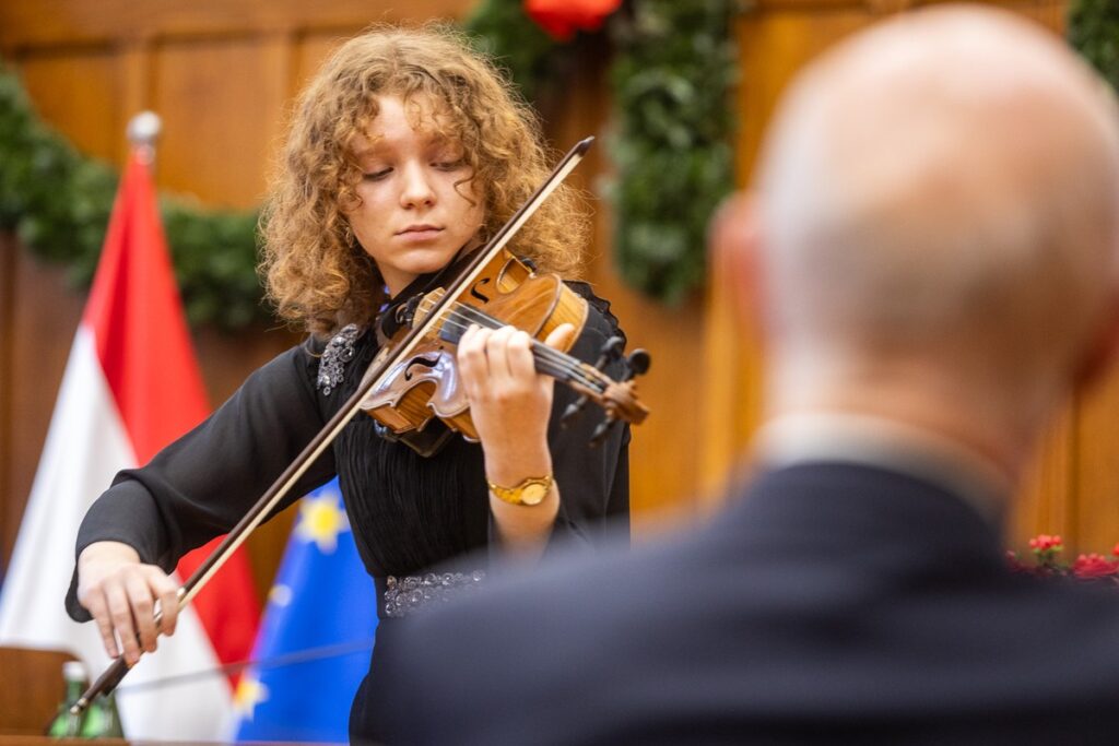 Sesja budżetowa sejmiku województwa, fot. Szymon Zdziebło/tarantoga.pl dla UMWKP