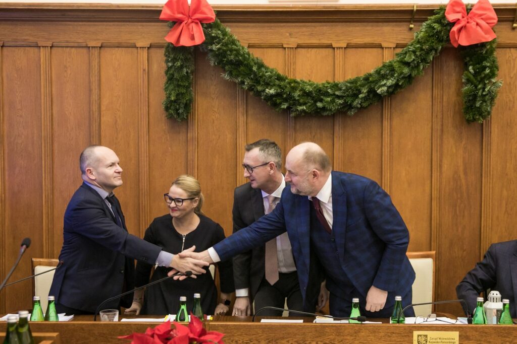 Sejmik uchwalił budżet 2024, fot. Andrzej Goiński/UMWKP
