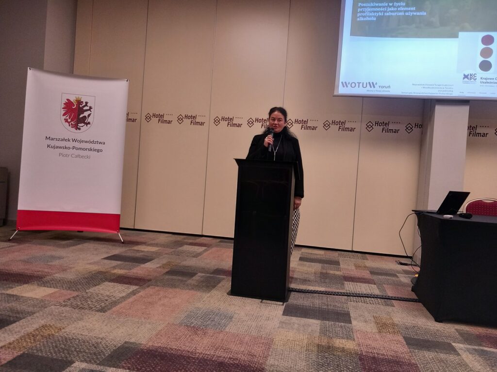 Konferencja „Uzależnienia i ich wpływ na zdrowie człowieka”, 30.11.1023 r., Hotel Filmar w Toruniu