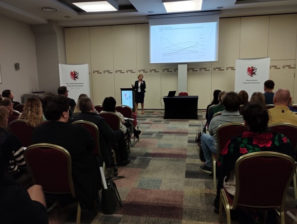 Konferencja „Uzależnienia i ich wpływ na zdrowie człowieka”, 30.11.1023 r., Hotel Filmar w Toruniu