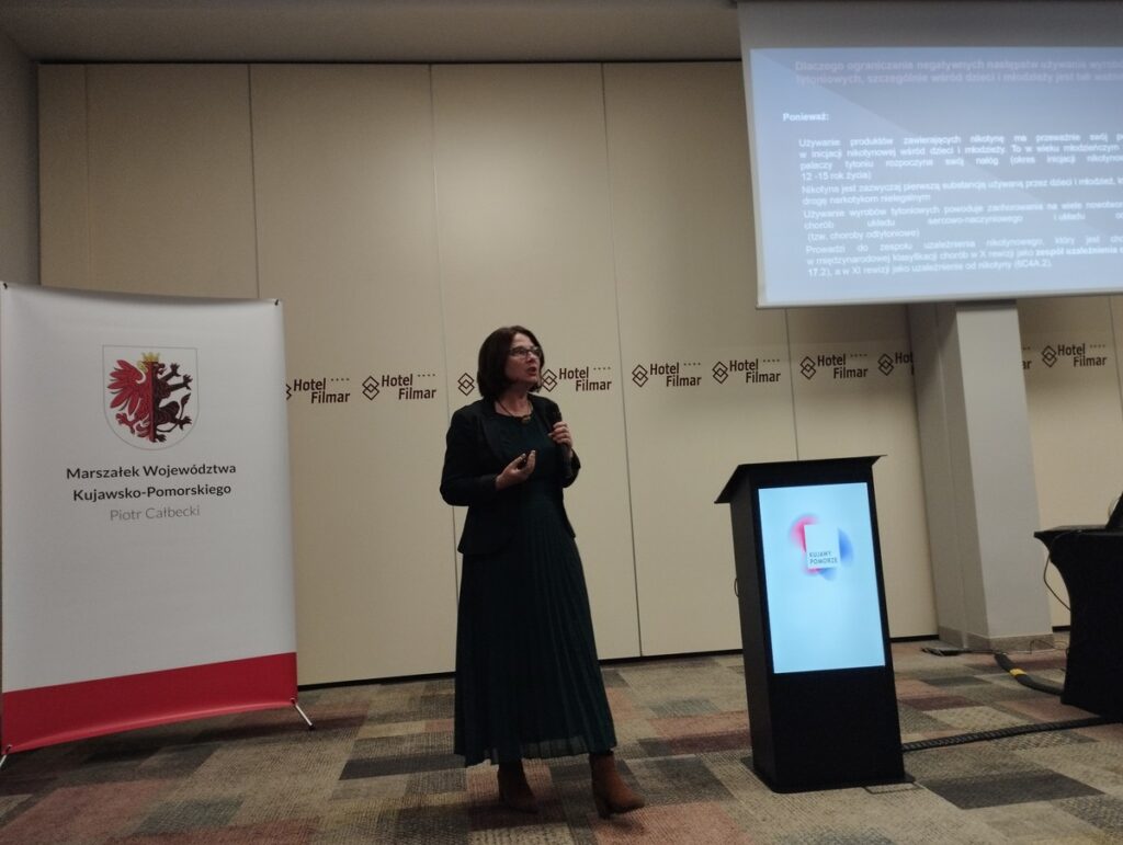 Konferencja „Uzależnienia i ich wpływ na zdrowie człowieka”, 30.11.1023 r., Hotel Filmar w Toruniu