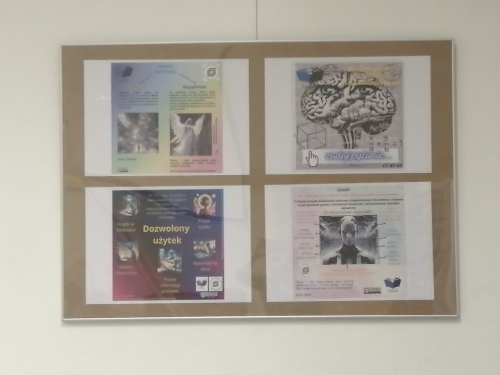 Galeria prac uczestników VIII edycji konkursu "Prawo autorskie a sztuczna inteligencja" przygotowana w Sali dydaktycznej biblioteki pedagogicznej, fot. KPCEN Włocławek