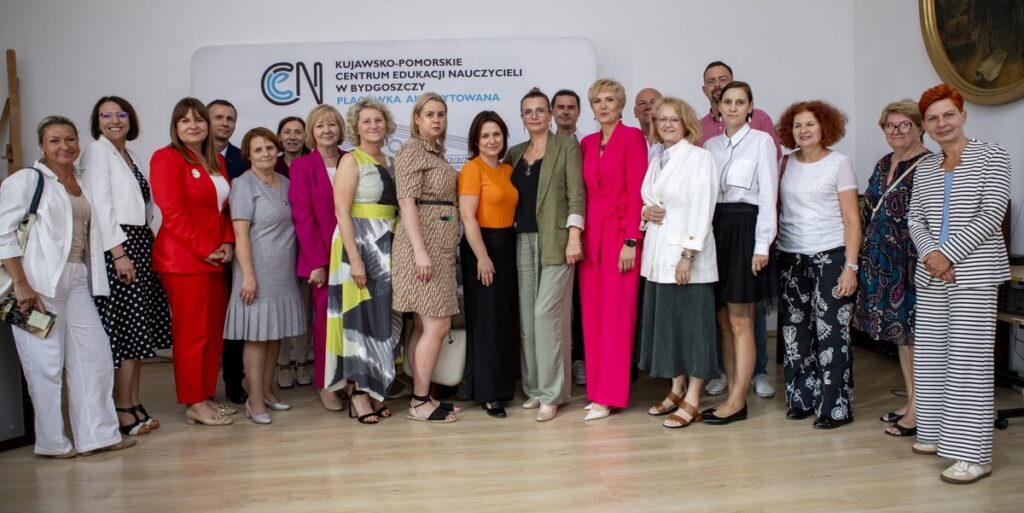 Organizatorzy i uczestnicy Okrągłego Stołu Nauczycieli