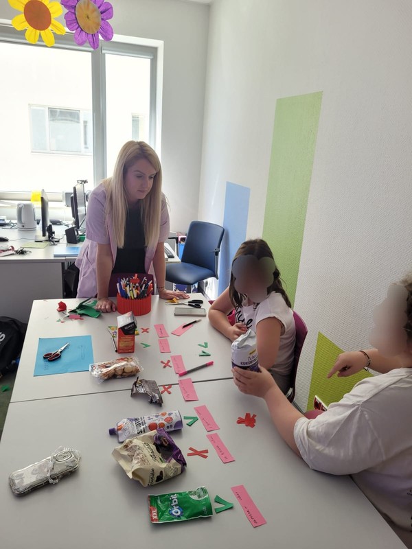 Analiza składu etykiet spożywczych - zdj Anna Osowska