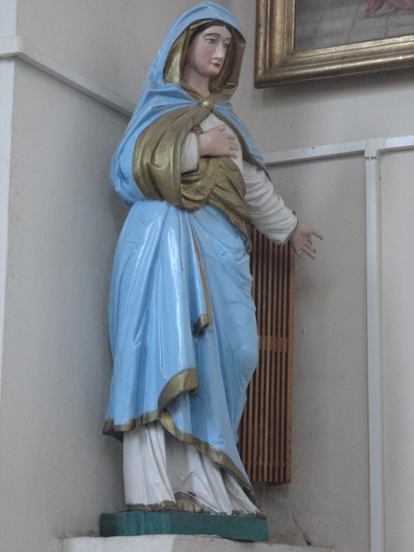 Rzeźba Matki Boskiej z nawy głównej kościoła p.w. Przemienienia Pańskiego w Wieńcu - zdj. własne parafii