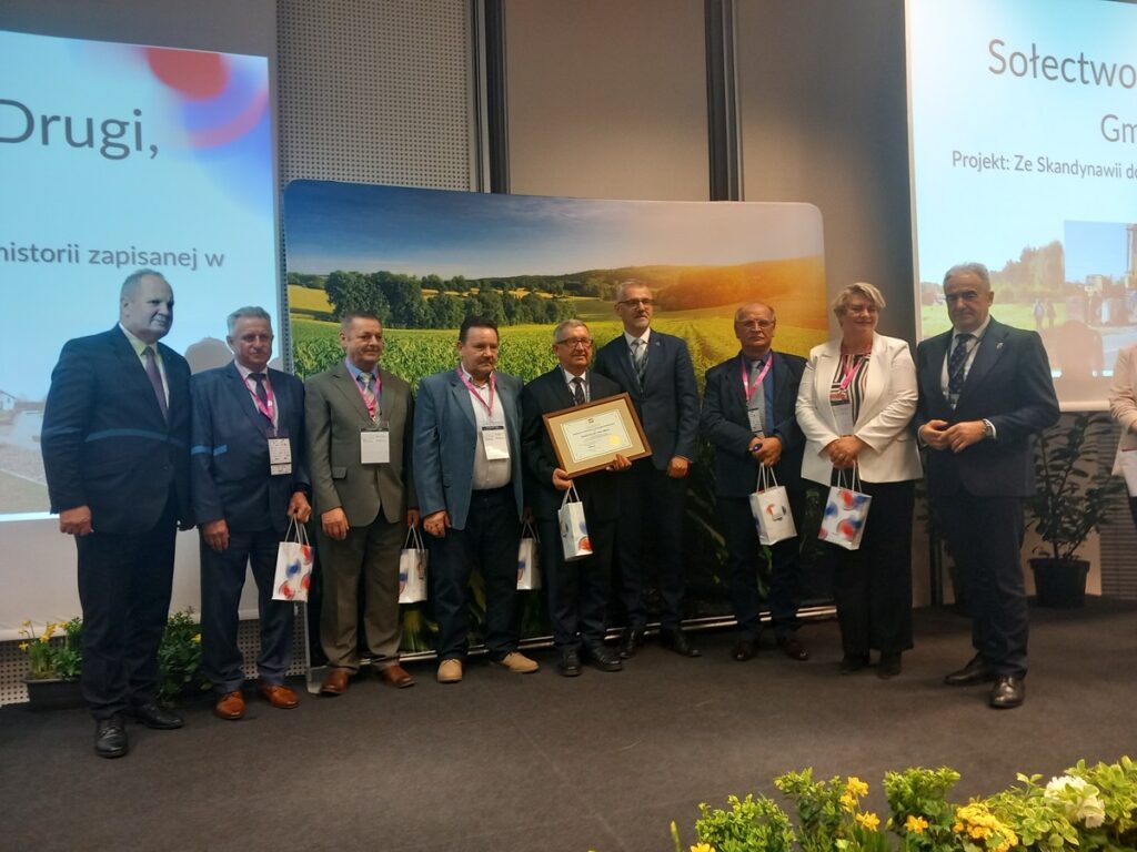 Wręczenie nagród w konkursie Fundusz sołecki – najlepsza inicjatywa, fot. Andrzej Żeglarski