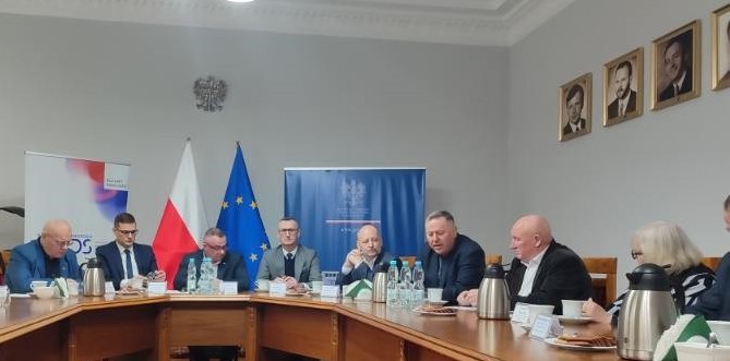 Członkowie Prezydium K-P WRDS i zaproszeni goście podczas posiedzenia w dniu 24.02.2024 r., fot. Jarosław Łączny