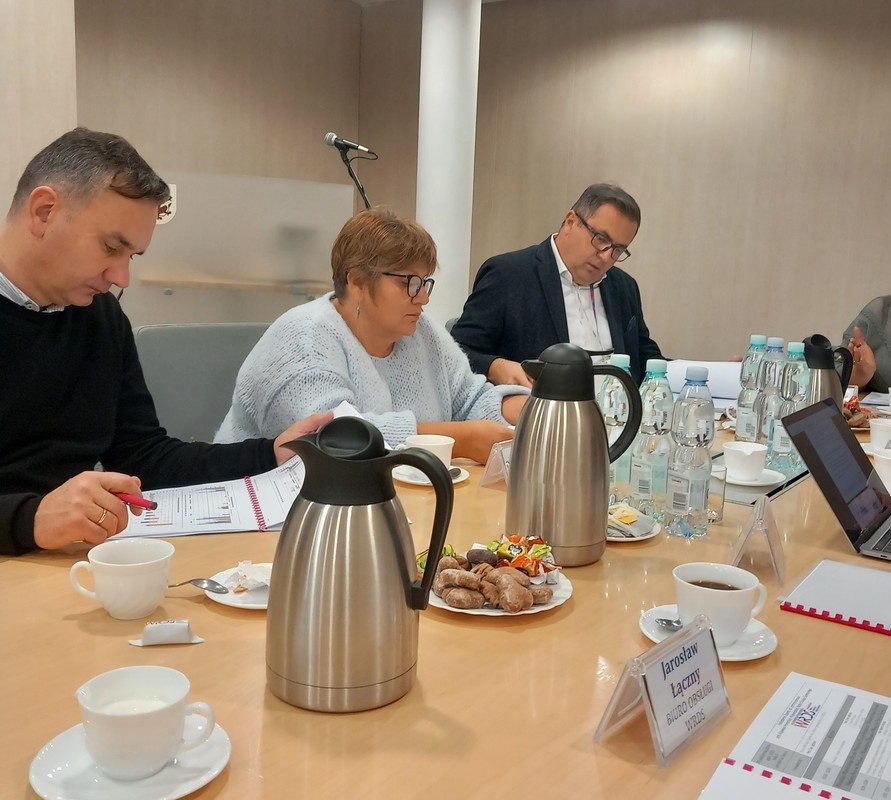 od lewej p. Paweł Bednarski, p. Dorota Doktór, p. Marcin Kurasz podczas posiedzenia Zds.OZ przy K-P WRDS, fot. Jarosław Łączny