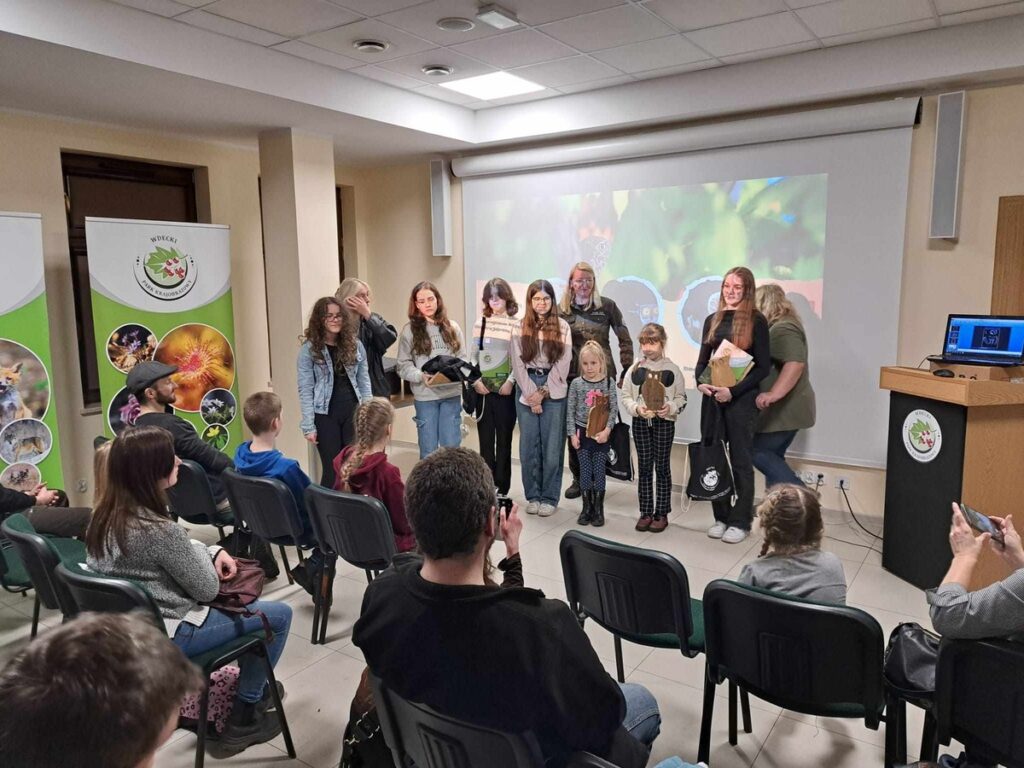 Laureaci konkursu plastycznego Tajemnice sów, fot. WPK