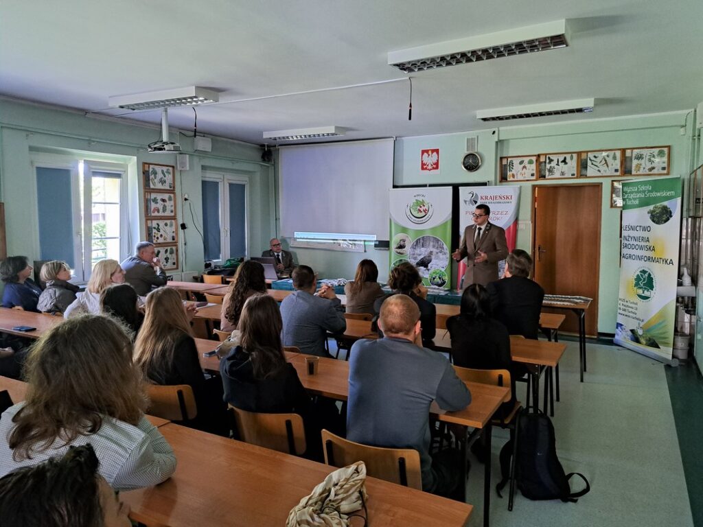 Zapoznanie słuchaczy z zagadnieniami związanymi z ochroną przyrody, fot. WPK