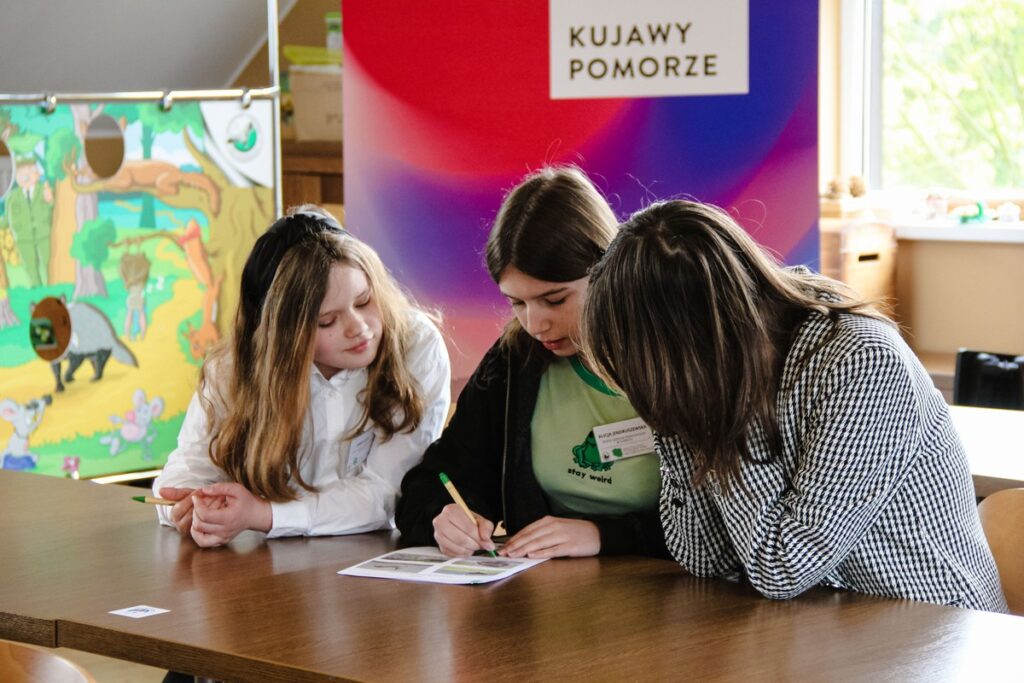 Rozpoznawanie gatunków w zespołach, fot. Krzysztof Pokrętowski (GLPK)