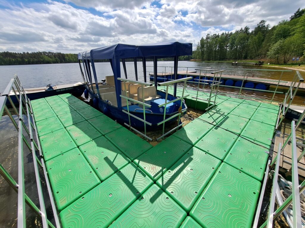 Przystosowany tramwaj wodny dla potrzeb osób z niepełnosprawnościami, fot. WPK