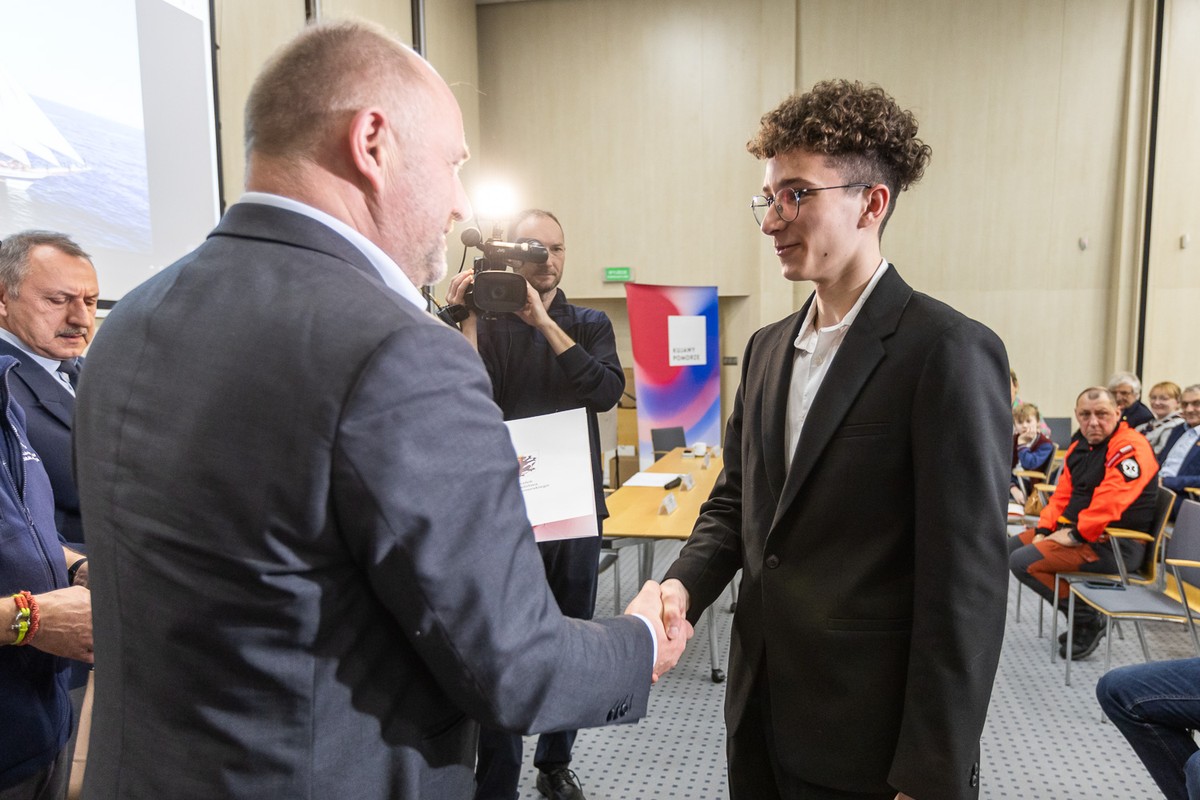 Podsumowanie rejsu żaglowcem STS Pogoria fot. fot. Szymon Zdziebło/tarantoga.pl dla UMWKP