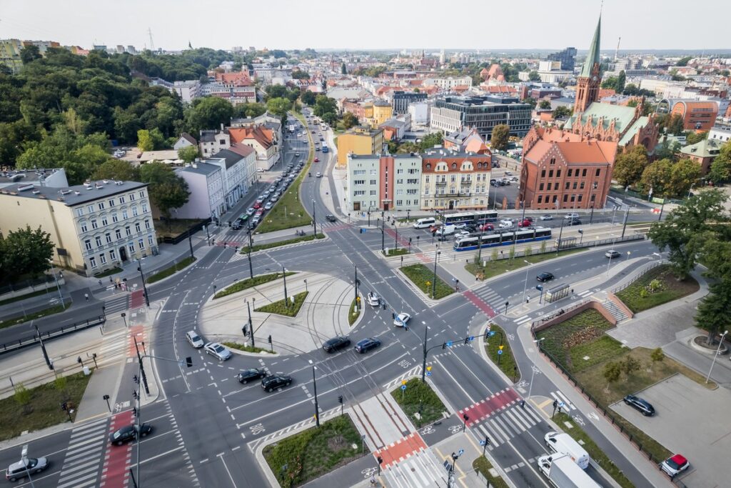 Bydgoszcz, rondo Bernardyńskie, fot. Tomasz Czachorowski dla UMWKP