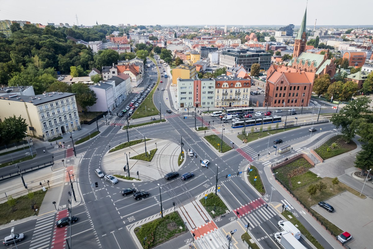 Bydgoszcz, rondo Bernardyńskie, fot. Tomasz Czachorowski dla UMWKP