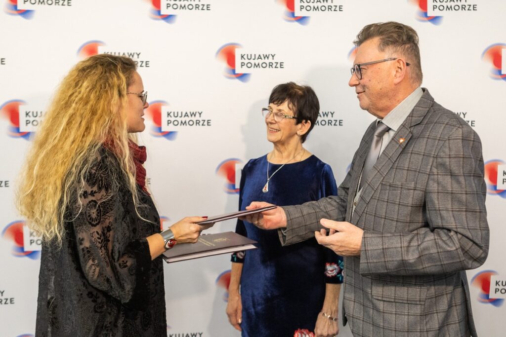 Umowy RPO, PROW i FEdKP, fot. Szymon Zdziebło/tarantoga.pl dla UMWKP