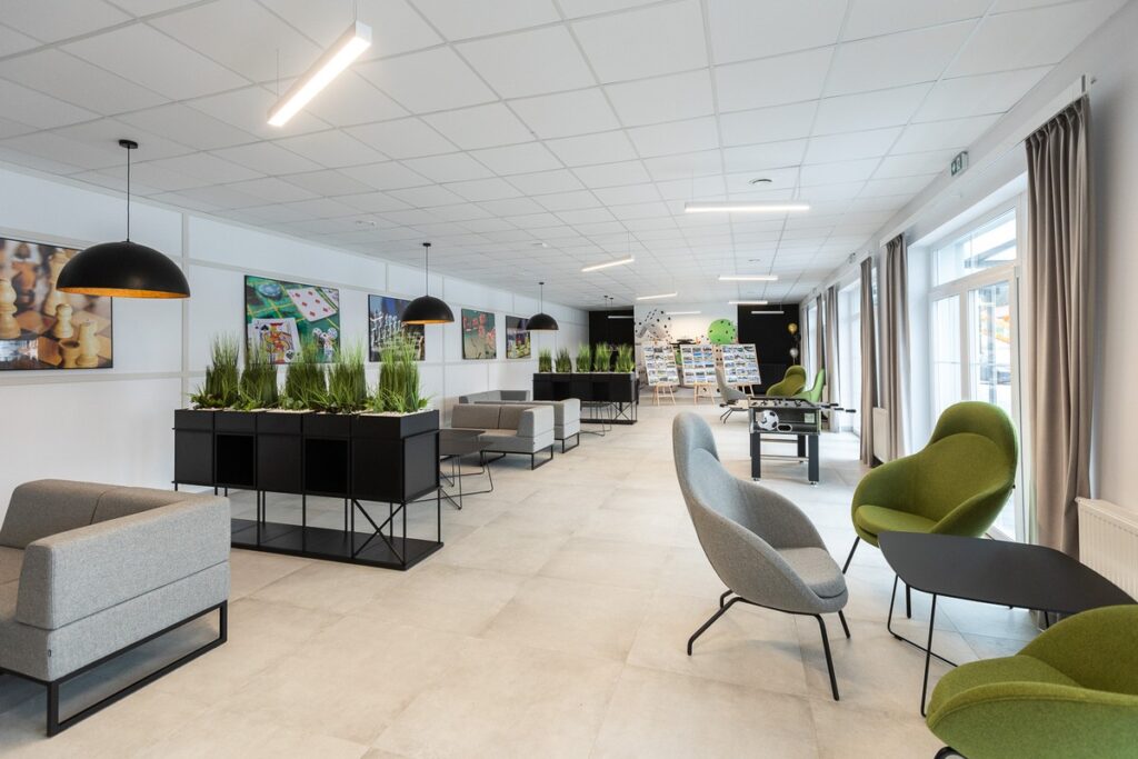 Otwarcie Wielopokoleniowego Centrum Aktywności Rodzinnej w Baruchowie, fot. Szymon Zdziebło/tarantoga.pl dla UMWKP