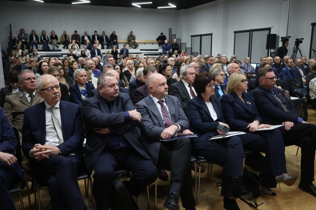 Debata „Uchwała antysmogowa – dobro czy zło”, fot. Mikołaj Kuras dla UMWKP