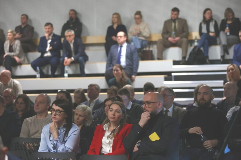 Debata „Uchwała antysmogowa – dobro czy zło”, fot. Mikołaj Kuras dla UMWKP