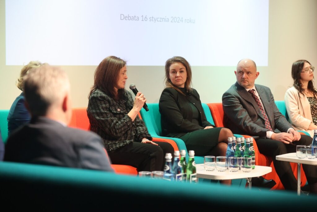 Debata „Uchwała antysmogowa – dobro czy zło”, fot. Mikołaj Kuras dla UMWKP