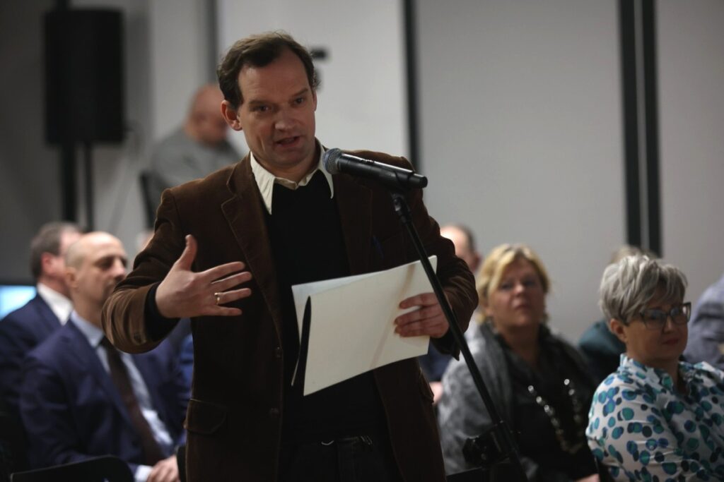 Debata „Uchwała antysmogowa – dobro czy zło”, fot. Mikołaj Kuras dla UMWKP