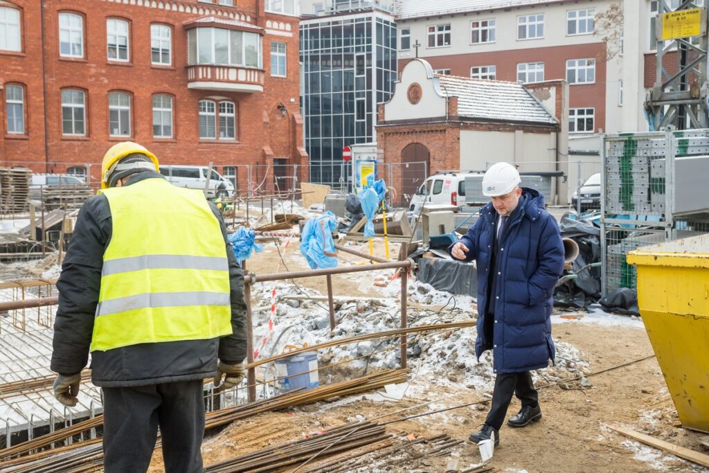 Wizyta w Wojewódzkim Szpitalu Obserwacyjno-Zakaźnym, fot. Tomasz Czachorowski/eventphoto.com.pl dla UMWKP