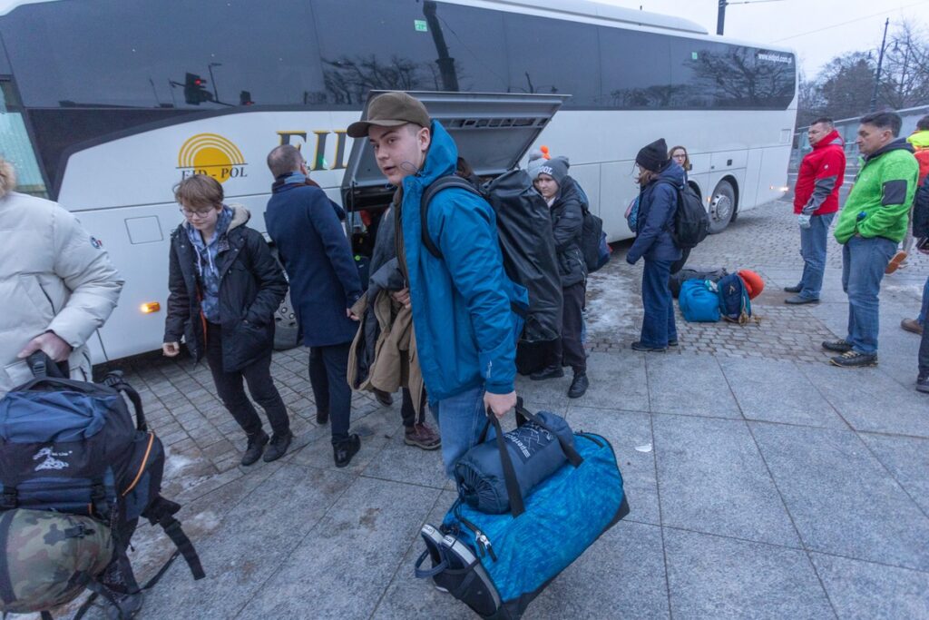 Młodzież i opiekunowie wrócili do Torunia w niedzielę (21 stycznia) fot. Mikołaj Kuras dla UMWKP
