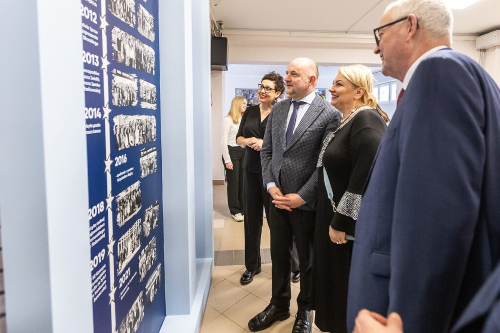 Spotkanie marszałka z członkami Klubu Europejskiego „Konopa”, fot. Szymon Zdziebło/tarantoga.pl dla UMWKP