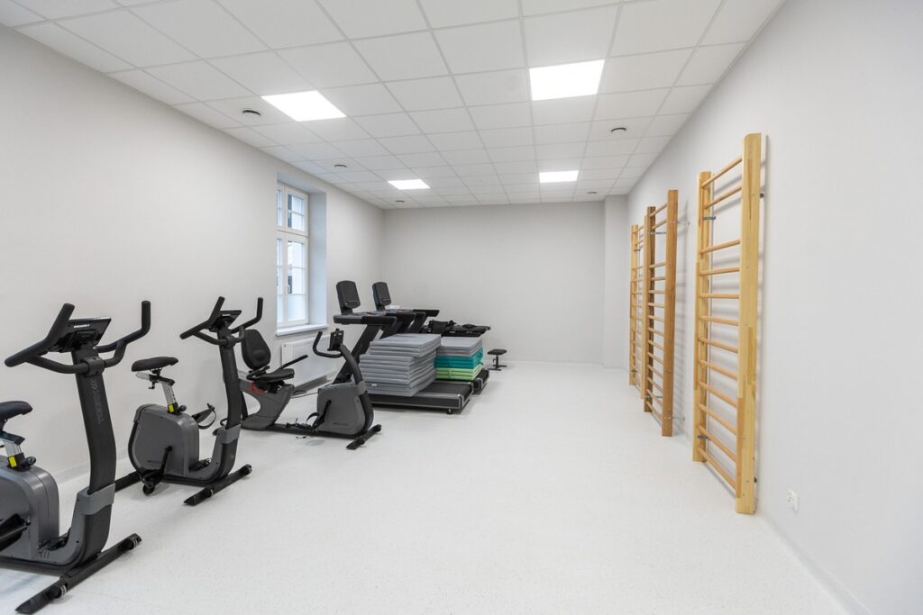 Otwarcie Zakładu Opiekuńczo-Leczniczego w Strzelnie fot. Szymon Zdzieblo/tarantoga.pl dla UMWKP