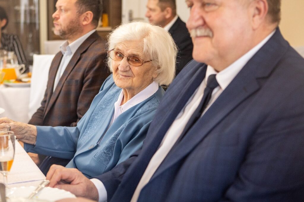 Unitas Durat dla pani Bogumiły Skowrońskiej, fot. Szymon Zdziebło/tarantoga.pl dla UMWKP
