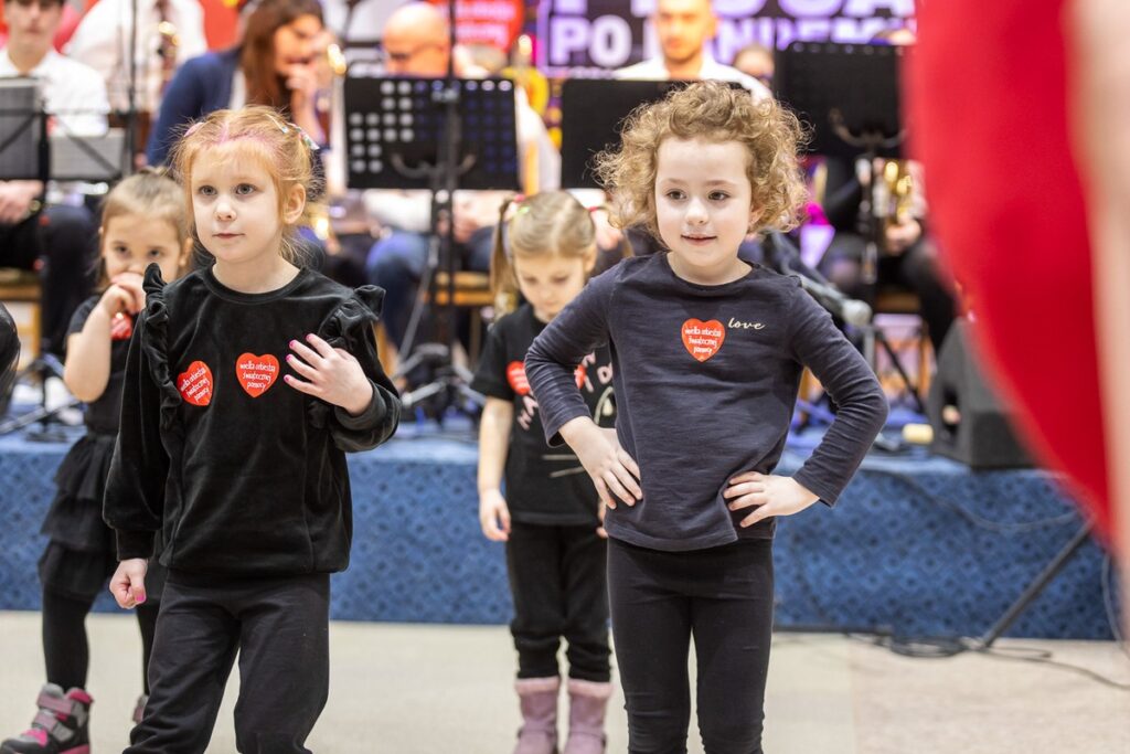 Finał WOŚP w Unisławiu, Fot. Szymon Zdzieblo/tarantoga.pl dla UMWKP