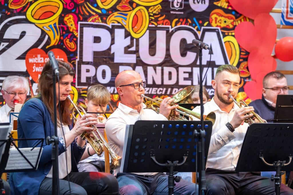 Finał WOŚP w Unisławiu, Fot. Szymon Zdzieblo/tarantoga.pl dla UMWKP