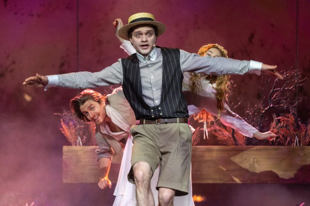 „Tajemniczy ogród” w Teatrze im. Wilama Horzycy fot. Mikołaj Kuras dla UMWKP