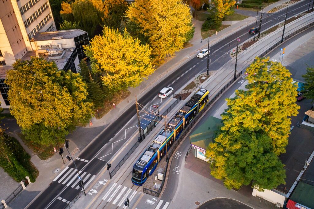 Linia tramwajowa na Jar, fot. Szymon Zdziebło/tarantoga.pl dla UMWKP
