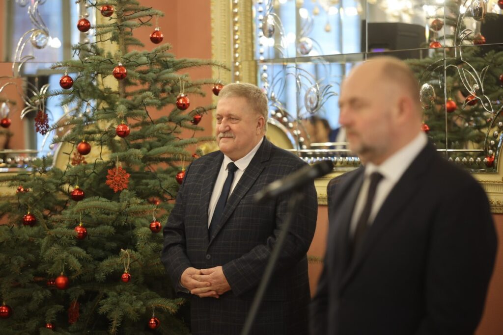 Awanse urzędników, fot. Mikołaj Kuras dla UMWKP