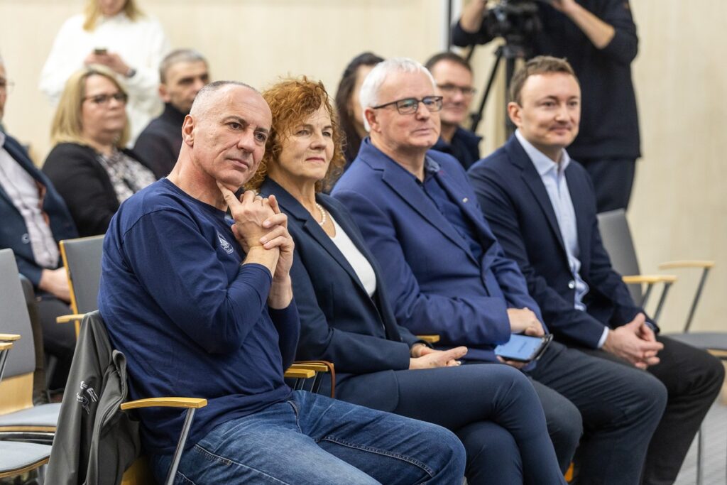 Podsumowanie rejsu żaglowcem STS Pogoria fot. fot. Szymon Zdziebło/tarantoga.pl dla UMWKP